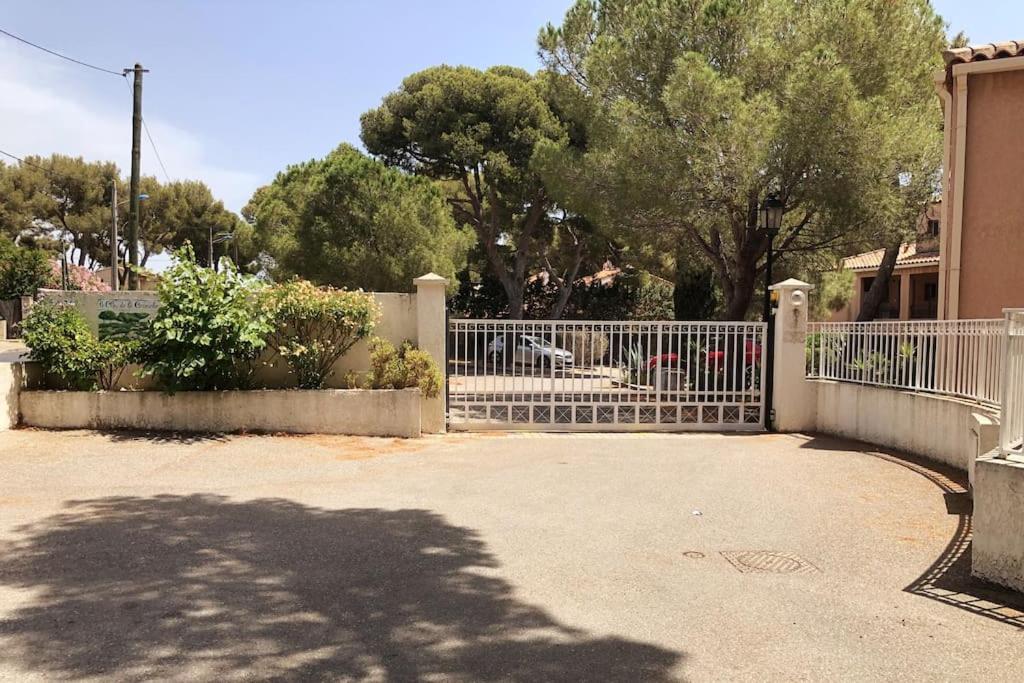 Appartement 60M2 - 2 Chambres A Une Minute Des Plages, Parking Prive Sausset-les-Pins Kültér fotó